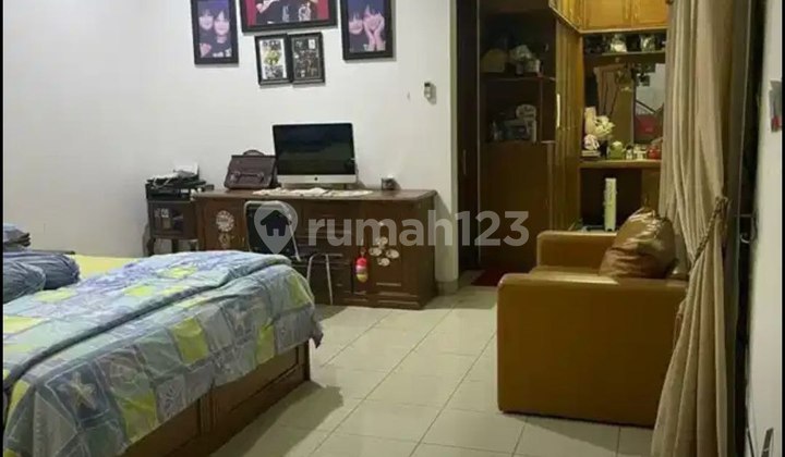 Nice House with Spacious Yard 2 Floors in Batununggal Complex, Strategic Location, Near Mayapada Hospital, Podomoro, Summarecon, Buah Batu Toll Road, Moh Toha Toll Road, in Batununggal, Buah Batu, Central Bandung, Bandung City 2