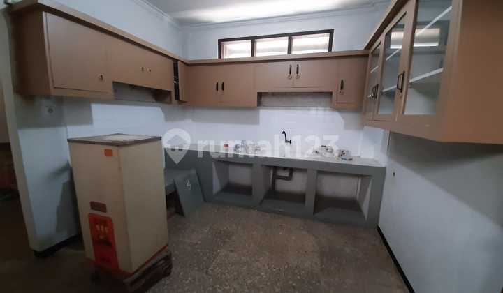 Nice House Ready to Occupy Near ITB, Unikom, Unpas, Unpar, BIP, BEC, Cihapit Culinary, in Riau Wing, Riau, Central Bandung, Bandung City 2