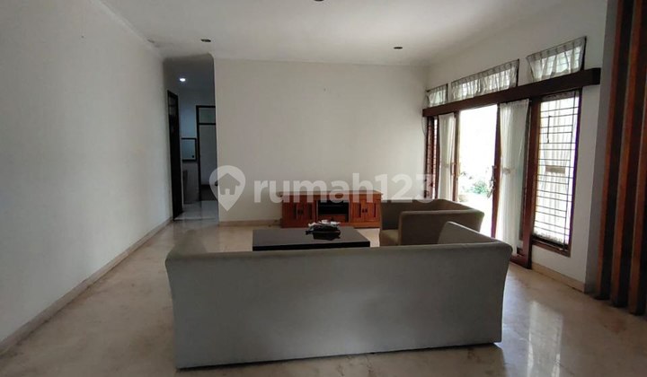 Rumah Bagus Semi Furnish Dalam Komplek Setra Duta, Lokasi Strategis Dekat Pusat Wisata, Belanja,Kampus,Tol Pasteur, di Setiabudhi, Sukajadi, Sukagalih, Cimahi, Bandung Utara
