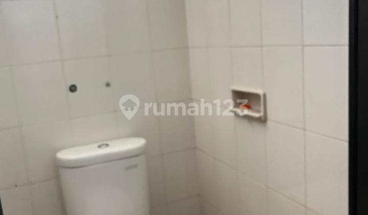 DUTCH HOUSE, SUITABLE FOR COMMERCIAL, CAFE, RESTAURANT, STRATEGIC LOCATION, IN SAYAP RIAU, DAGO, RIAU, BANDUNG CITY 2