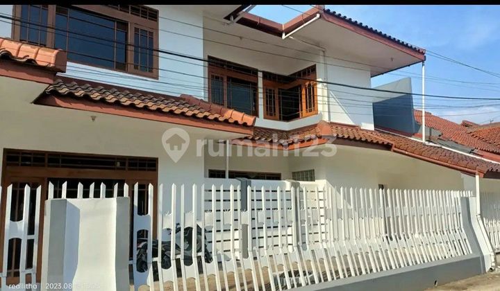 Nice house ready to occupy, strategic location in Turangga, BKR, Buahbatu, Central Bandung area.