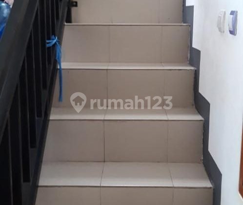 Ready-to-Live 2-Story House, Strategic Location, Islamic Hospital, Metro Mall, Summarecon Mall, in Margahayu, Ciwastra, Soekarno Hatta, Gedebage, East Bandung. 2