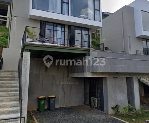 Rumah Bagus Cocok untuk Jadi Villa, Tempat Tinggal, View City Bandung, Dalam Komplek Dago, Kolam Renang, Taman Luas, Didago Pakar, Dago, Bandung Utara