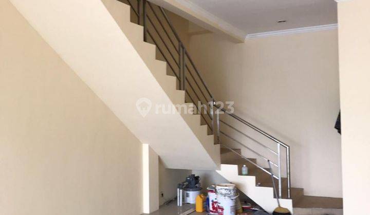 Jual Ruko 3 lt  Gandeng jl Veteran raya  Bintaro strategis  2