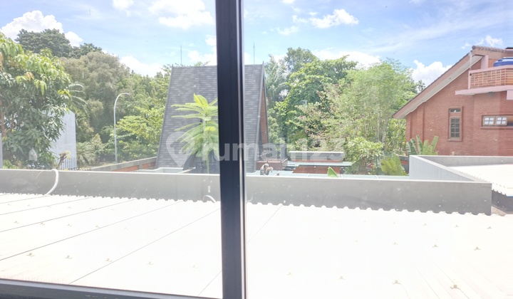 Jual Rumah Mewah Siap Huni Di Puspita Loka Bsd