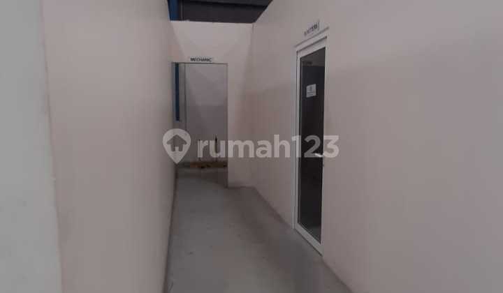 Selling a Good Warehouse in Cikupa Mas Tangerang Selling a Good Warehouse in Cikupa Mas Tangerang