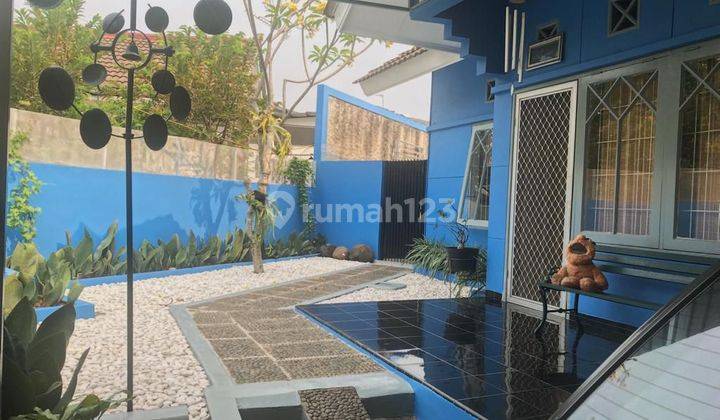 Jual cepat murah Rumah Bagus ,halaman kuas di kencana loka Bsd 1