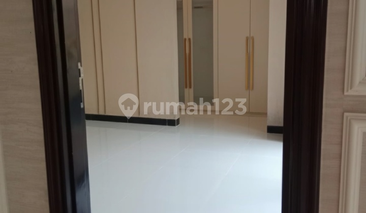 Jual Rumah Mewah di Cluster Jadeite Kawasan The Park BSD Jual Rumah Mewah di Cluster Jadeite Kawasan The Park BSD