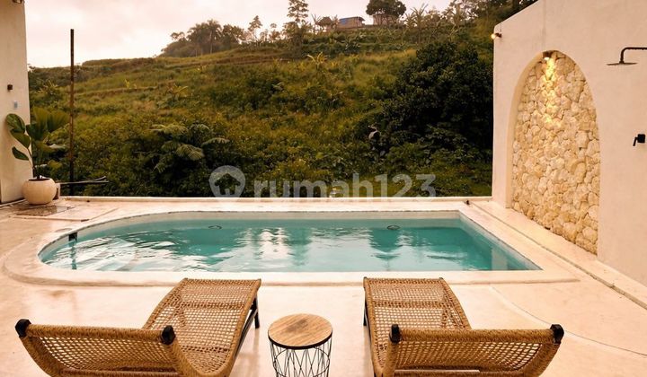 Villa Bagus Ada Kolam Renang di Megamendung Bogor