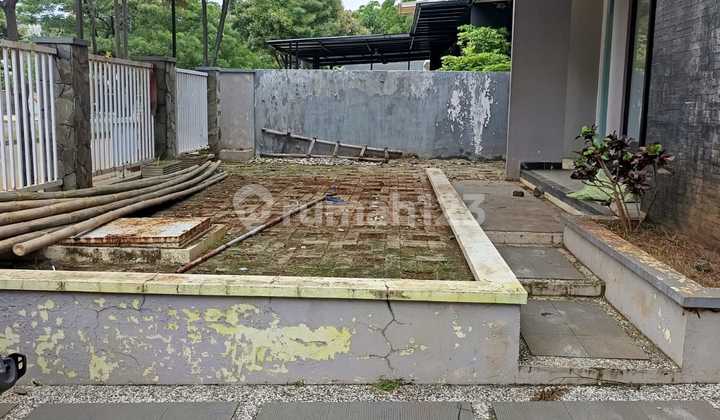 Disewakan Rumah 2 Lantai Pinggir Jalan - Cocok untuk Usaha di Harapan Indah 2