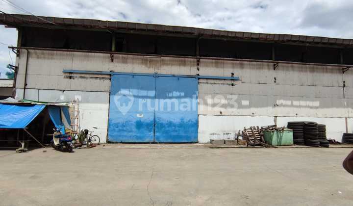 Good Warehouse Ready to Use in Area Near Toll Road in Cakung, East Jakarta