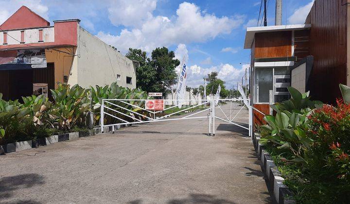 Rumah Murah Di Kawasan Ramai, Tepi Jalan Area Playen 4