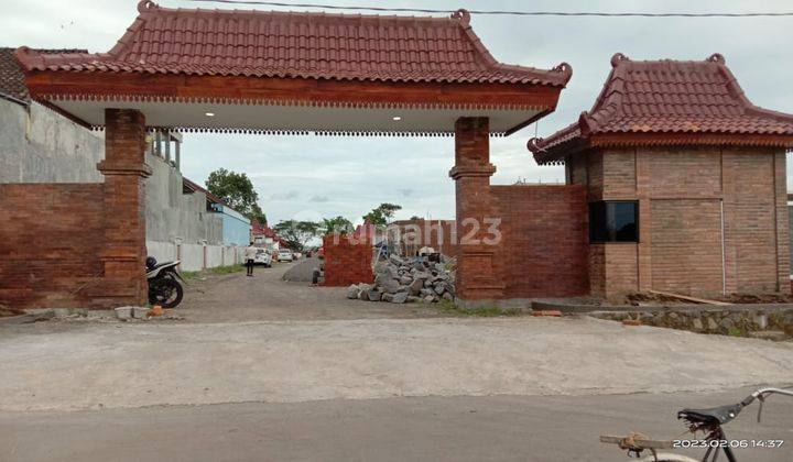Rumah Desain Joglo Di Utara Candi Prambanan 6