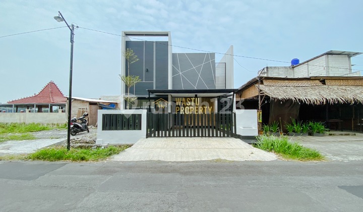 CONTEMPORARY HOUSE, NEAR LPMP KALASAN ROAD, SLEMAN