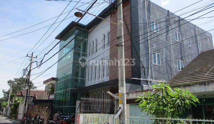  KANTOR 3 LANTAI DIJUAL CEPAT DEKAT UGM 1