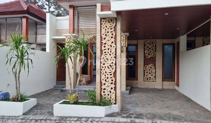 RUMAH CANTIK MODEL KLASIK DI MAGELANG DEKAT ARTOS 1