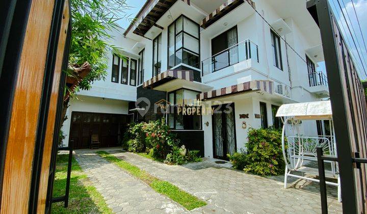 Rumah Mewah, Posisi Hook, 8 Menit Ke Malioboro Jogja 1