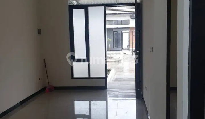 Sewa Murah Rumah Baru di Taman Kopo Indah 5 Sherwood Bandung Sewa Murah Rumah Baru di Taman Kopo Indah 5 Sherwood Bandung
