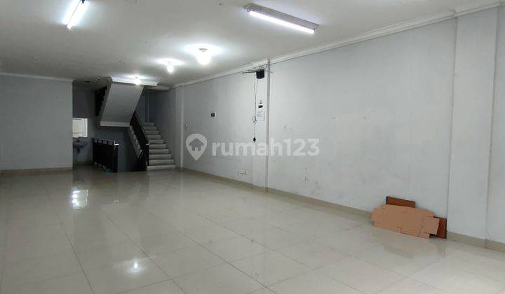 Ruko 3 Lantai Mainroad Holis Lokasi Strategis 2