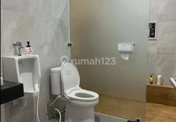 DIJUAL MURAH RUMAH SIAP HUNI LUAS 357 M2 HOEK DI MODERNLAND 12