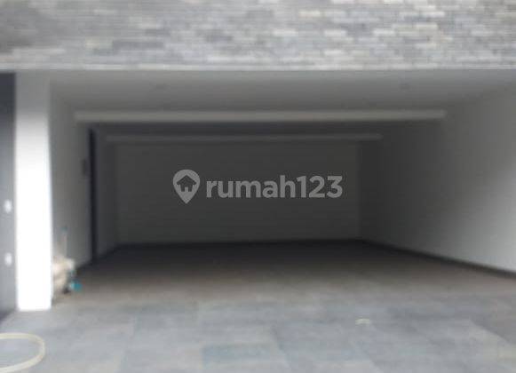 DIJUAL MURAH!! RUMAH BRAND NEW MINIMALIS LUAS 230 M2 ALAM SUTERA 2