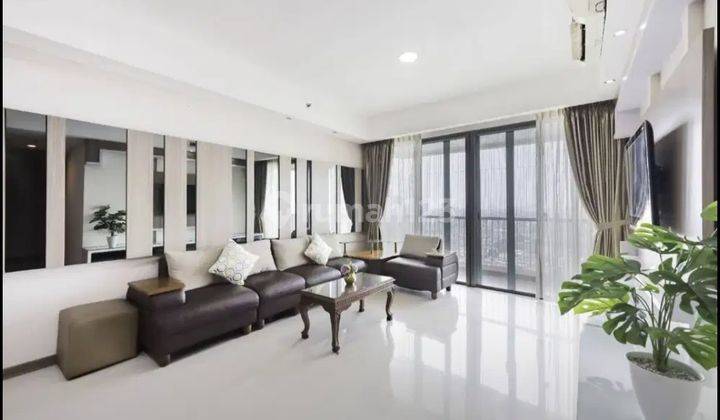 DIJUAL MURAH!! APARTEMEN 3 BR LUAS 112 M2 FURNISHED DI ST MORITZ 1