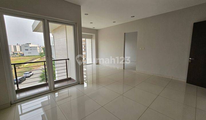 DIJUAL CEPAT!! RUMAH BARU LUAS 223 M2 HOEK DI LUCKY PARK GRISENDA 2