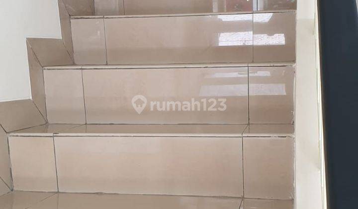 DIJUAL CEPAT! RUMAH SIAP HUNI 2 LANTAI 4x12 DI PIK 2