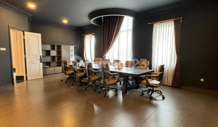 For Sale Land Calculation! Beautiful Hoek Phinisi House Pik Area 686 M2