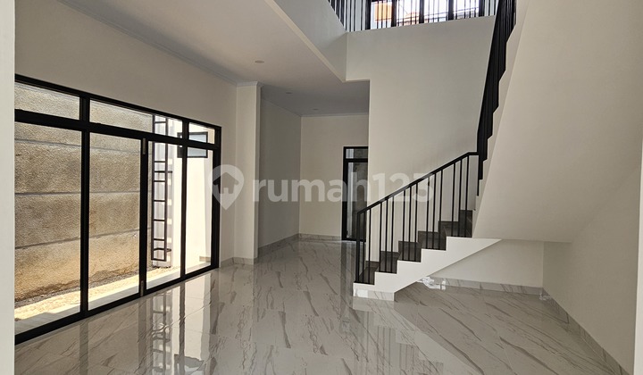 Dijual Rumah Brand New Minimalis 7X18 Taman Villa Meruya