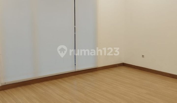 Jual Murah! Brand New! Rumah 3 Lantai Luas 200 M2 Alam Sutera 2