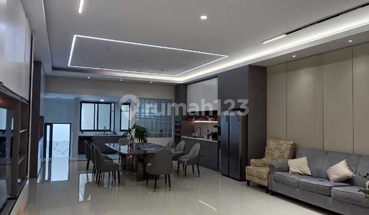 Dijual Rumah Mewah Furnished 10X25 Golf Island Pik