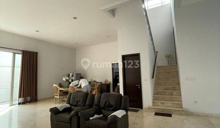 Disewakan Rumah mewah di Golf island, Pik  30