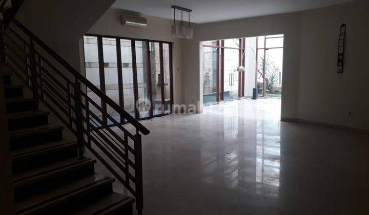 Dijual cepat rumah cantik di Pantai Mutiara 3