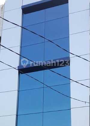 NICE 3-STORY RUKO WITH HGB UNTIL 2043 ON EAST BEKASI MAIN ROAD, CIPINANG 2