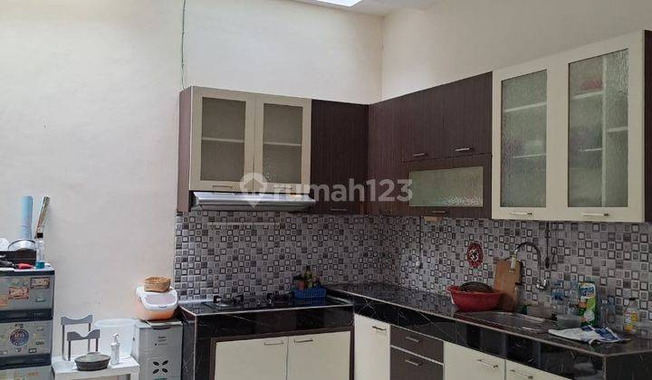 Rumah Kontrakan 2 Lantai Bagus Full Furnished Siap Huni Lingkungan Nyaman Dan Aman di Harapan Indah, Bekasi 1