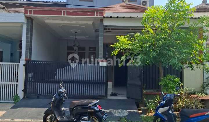 Rumah 2 Lantai Siap Huni Luas Tanah 112m Furnish Ligkungan Nyaman Banyak Fasilitas SHM Di Cluster Aralia Harapan Indah, Bekasi Rumah 2 Lantai Siap Huni Luas Tanah 112m Furnish Ligkungan Nyaman Banyak Fasilitas SHM Di Cluster Aralia Harapan Indah, Bekasi