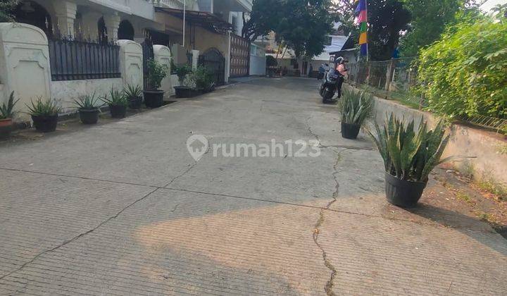 Rumah Hoek 2 Lantai Layak Huni Semi Furnished Luas Tanah 244m SHM di Kayu Mas Pulo Gadung, Jakarta Timur 2