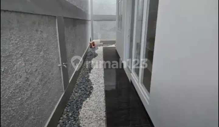 RUMAH BARU RENOV BAGUS SIAP HUNI DI PULOGEBANG PERMAI 2