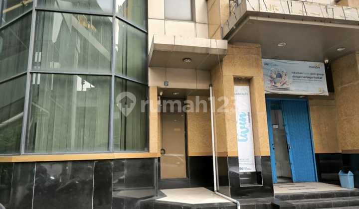 Ruko Hook 3 Lantai Siap Pakai Bagus Luas Tanah 677m HGB Lokasi Strategis Kelapa Gading, Jakarta Utara