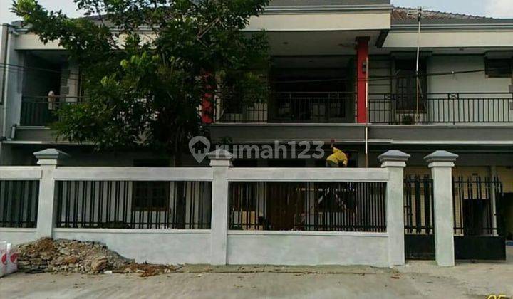 Rumah 2 Lantai Bagus Baru Renovasi Cocok Untuk Kosan Luas Tanah 406m Semi Furnished SHM di Peluru Raya, Kebon Baru Tebet, Jakarta Selatan 2