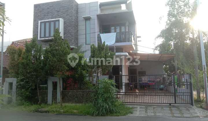 Rumah Bagus 2Lt Hook Siap Huni di Metland Cakung Jakarta Timur
