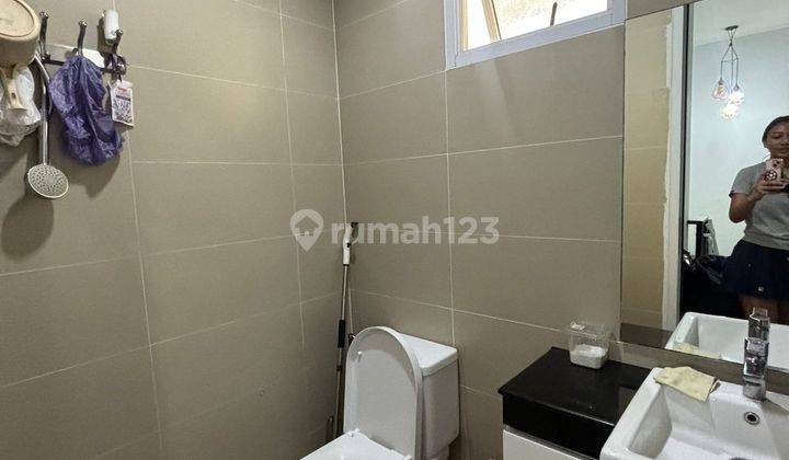 Rumah Kontrakan 2 Lantai Cluster Eropa Bagus Bersih Semi Furnished Fasilitas Club House di Sedayu City Kelapa Gading, Jakarta Utara 2