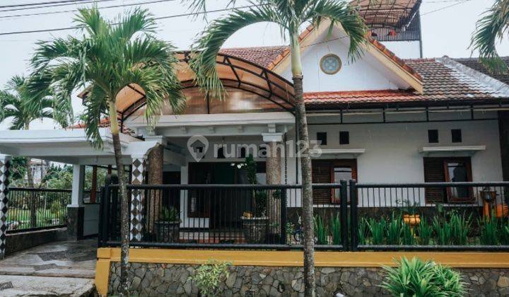 Rumah Mewah di Perumahan Daerah Sulfat Malang Gmk01242 1