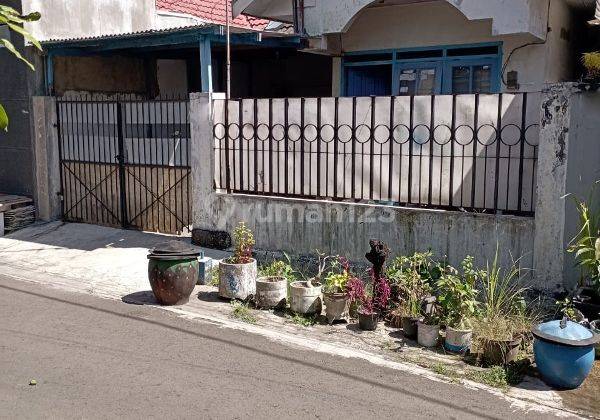 Rumah di Daerah Perumahan Sulfat Gmk01329 2