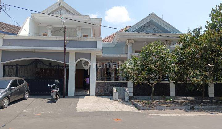 Rumah Mewah di Jalan Buah Buah Gadingkasri Malang Gmk02396 1