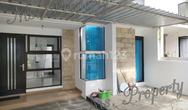 Rumah Minimalis Modern Perumahan Tidar Malang MSP0054