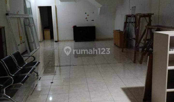 Disewakan Ruko Ex Tempat Kursus di Gading Serpong Tangerang  3
