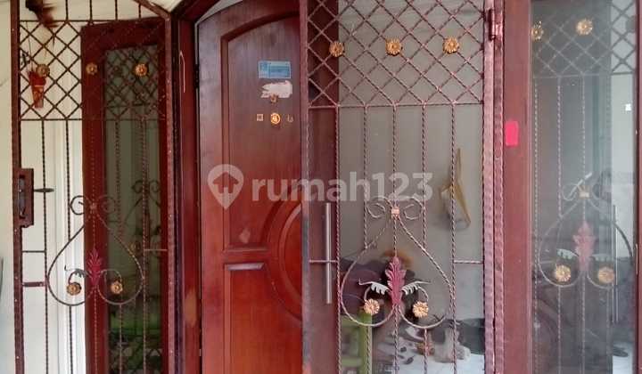 Disewakan Cepat Rumah Luas di Cipondoh Tangerang Disewakan Cepat Rumah Luas di Cipondoh Tangerang
