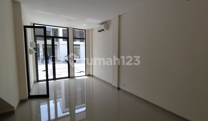 For Rent Fast Verona Shop House Gading Serpong Tangerang